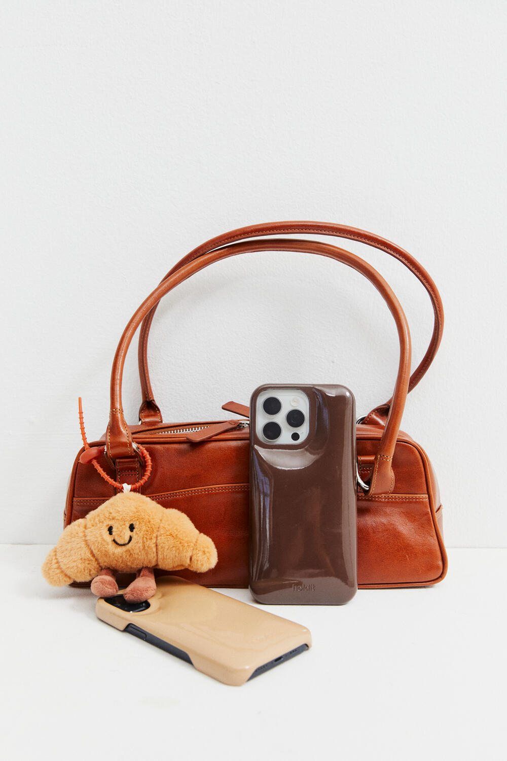 Puffy iPhone cover - Chocolate